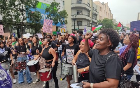 La marcha se extiende por la avenida 9 de Octubre.