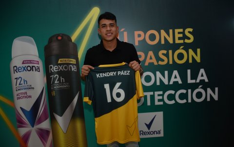 El joven volante tricolor se estrenó como imagen de una marca.