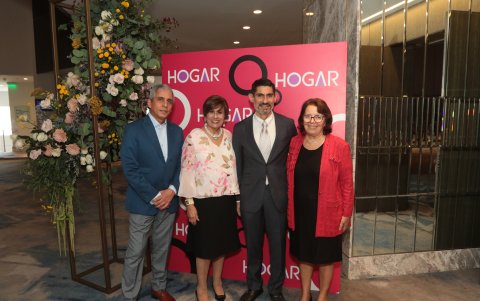 Cecilio Moreno, Rosa Amelia Alvarado, Francisco Alvarado y Patricia de Burbano.