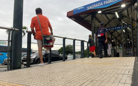 Los ciudadanos reclamaron que las unidades llegaban repletas.