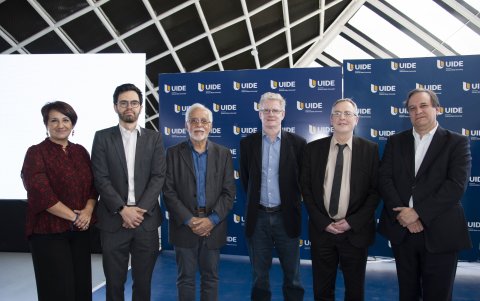 Natalia Romero, Nicolas Fernández, Mauricio Barreto, Philip Cooper, Alastair Leyland y Simón Cueva.