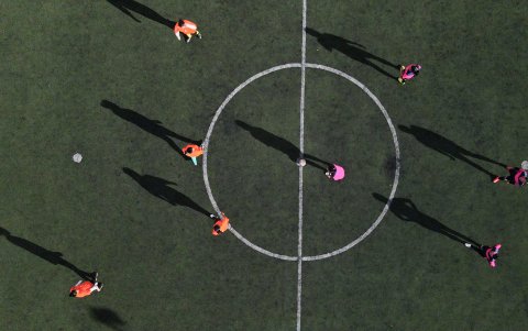 ntrenan con el apoyo de la junta de vecinos de la Extranca de Río Seco, liderada curiosamente por una mujer.