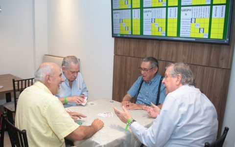 Eugenio Veintimilla, Harry Eyser, Alejandro Ortiz y Roberto Guevara.
