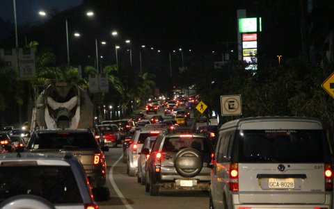 Tránsito. Nuevas vías se han creado en el sector, sin embargo, el tráfico suele ser lento