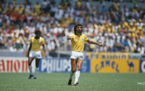 El exfutbolista Sócrates es considerado como uno de los históricos de la selección de Brasil