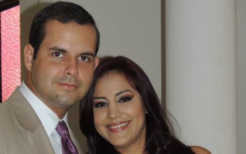 Cuando era pareja de Mayra Salazar.