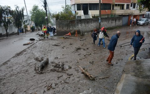 Los trabajos de limpieza ya iniciaron.