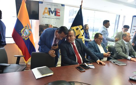 Preparativos. Los alcaldes han señalado que sienten que no son considerados importantes para el Gobierno Nacional.