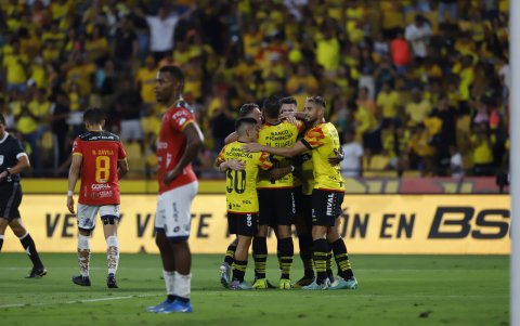 Barcelona tuvo un buen juego ante Deportivo Cuenca.