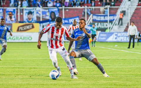 Emelec a pesar del empate no tuvo un buen partido ante Técnico Universitario.