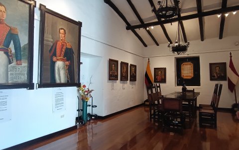 En el museo Casa de Los tratados, ubicado en el centro de Girón, se podrá conocer la historia del Tratado de Girón y sobre la firma del acuerdo de paz con Perú y los límites de la Gran Colombia.