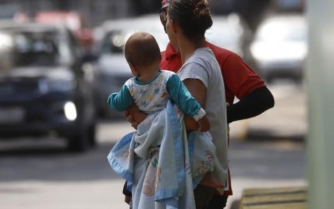 Muchos de los migrantes piden dinero en las calles de Guayaquil