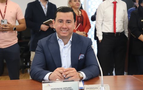 El legislador Ferdinan Álvarez se desafilió de la Revolución Ciudadana en 2023.