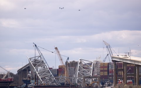 Los restos del puente Francis Scott Key, en Baltimore, Maryland, Estados Unidos, el 12 de abril de 2024.