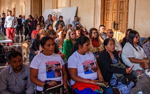 Activistas y familiares de desaparecidos participan este jueves 11 de abril de 2024 durante una conferencia de prensa en San Cristobal de las Casas (México).