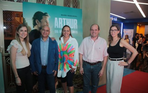 Ana María Vacas, Gabriel Carrión Carolina Aráuz, Santiago Consuegra y Milena Benítez.