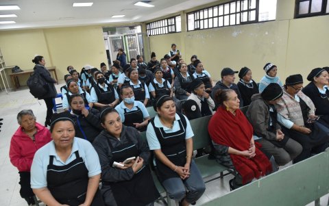 Las capacitaciones de la Arcsa actualizan las recomendaciones para la manipulación adecuada de los alimentos.