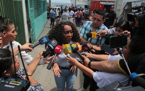 Versión. La concejal Mayra Montaño se pronunció sobre el caso ante medios.