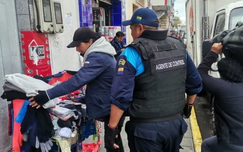 La municipalidad ha implementado varios controles y estrategias para disminuir la venta informal