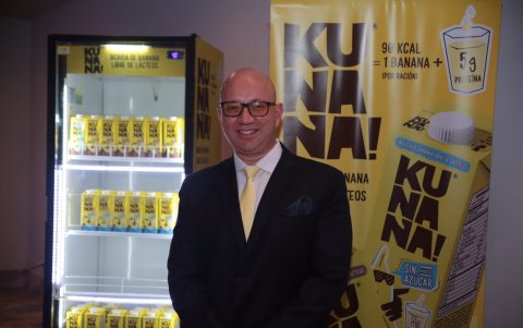 Empresario.- Carlos Gutiérrez, presidente de la empresa Kunana Corp.