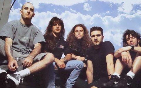 Alineación del disco de 1993 de Anthrax 'Sound of White Noise', el primero con John Bush como cantante.