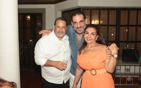 José Nuques Pepe Blum y Dolores Andrade.