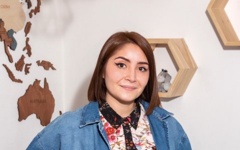 En la actualidad, Lily del Pilar ejerce la ingeniería y en sus tiempos libres escribe fanfic.