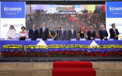 Autoridades de distintas funciones del Estado asistieron a la ceremonia de inauguración.