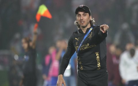 Luis Zubeldía ganó la Copa Sudamericana 2023 con Liga de Quito.