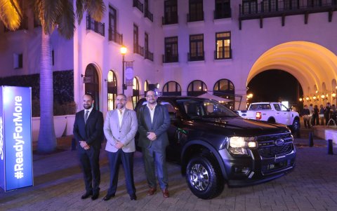 Daniel Yánez, Rodrigo Sevilla y Carlos Simmonds.