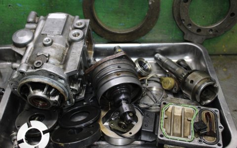 Sistema de una camioneta a diésel, afectado por mezcla fortuita del combustible con agua.