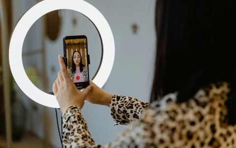 Varios jóvenes utilizan la aplicación para documentar sus gustos o su día a día