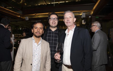 Leonardo Alcócer, Paul Núñez y Alfred Endruhn.