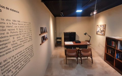 La Policía no ha permitido instalar la muestra en el antiguo SIC.