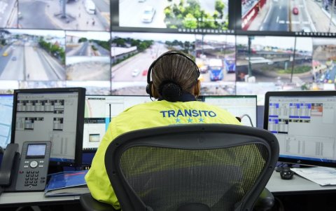 Las cámaras serán vigiladas por agentes de tránsito