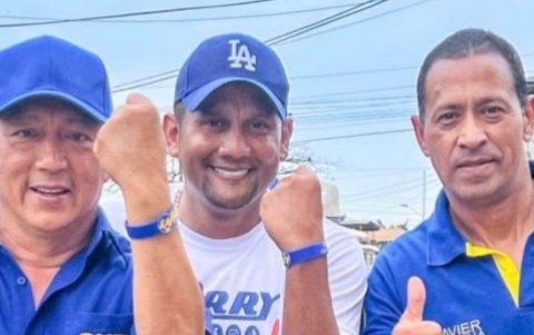 Clemente Bravo, Larry Vite y Javier Medina (concejal de Santa Rosa).