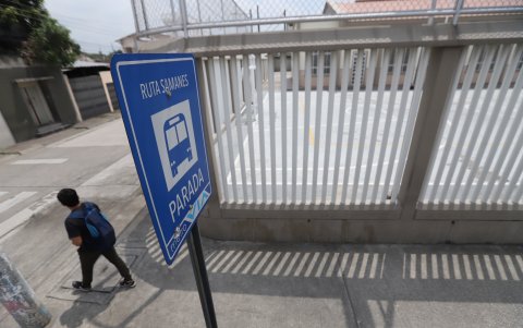 La comunidad asegura que dos meses no cuentan con el servicio.