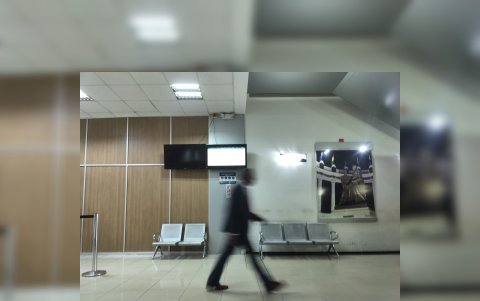 Ingreso a la sala de audiencias de la Unidad Judicial Albán Borja, en el norte de Guayaquil.