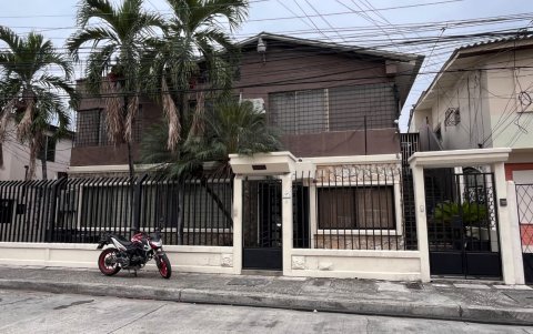 Vinazin. Aquí también operaría la empresa del exaccionista José Manzur, dedicada a la construcción de todo tipo de edificios no residenciales, según SRI.