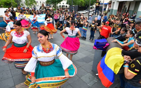 En Las Peñas se realizaron algunos actos para los turistas