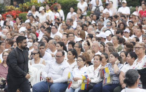 Cerca de 10.000 personas llegaron hasta el santuario