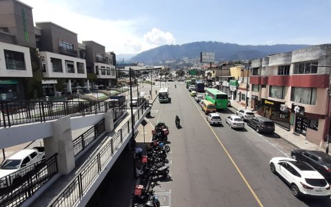 Centros comerciales, proyectos inmobiliarios y la cercanía de establecimientos educativos han hecho que Cumbayá se convierta en un atractivo para vivir.