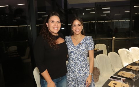 Jessica Jaramillo y Cindy Burgos.