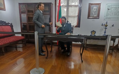 También se conserva la sala de estudio y el escritorio donde se inspiró para escribir uno de los símbolos patrios que nos representa a los ecuatorianos.