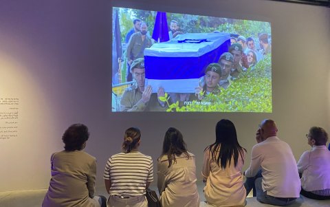 Acto inaugural a puerta cerrada de la exposición 'De la Oscuridad a la Luz' en el Museo de la Tolerancia de Jerusalén, el pasado 10 de mayo