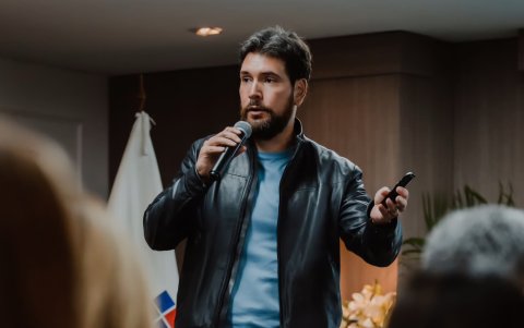 La figura de Topic, sin ser candidato, podría influir en los resultados de la tendencia.