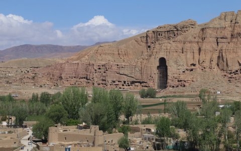 Las ruinas de una estatua de Buda de 1.500 años de antigüedad en Bamiyán, Afganistán, 18 de mayo de 2024, donde tres ciudadanos españoles murieron en un ataque en Bamiyán.