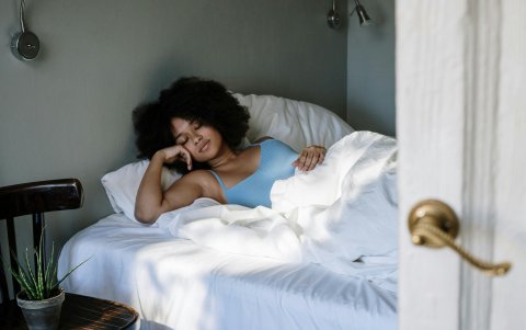 Además de remedios caseros, expertos recomiendan evitar actividades estimulantes