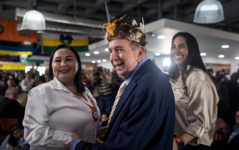 El candidato de la principal coalición antichavista Edmundo González Urrutia, asiste a un acto de apoyo por parte del partido Voluntad Popular, este jueves en Caracas (Venezuela).
