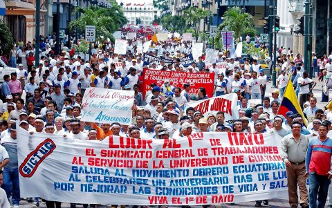 Guayaquil. La marcha del 1 de mayo del 2004 fue otra de las de mayor concurrencia en los últimos años.
